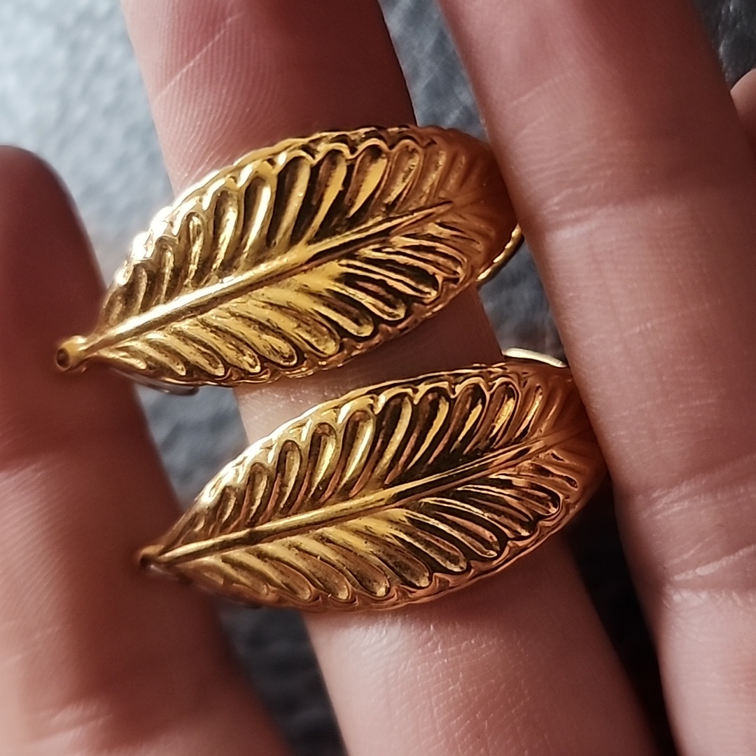 Vtg Earrings